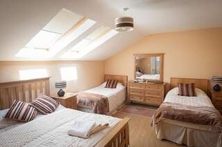 Отели типа «постель и завтрак» Kilcatten Lodge Kilbrittain Семейный номер-1